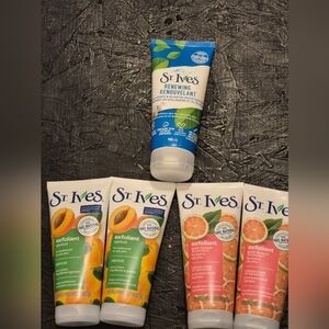 5 New St. Ives Exfoliant and Renewing Facial Scrubs. Deep Exfoliation. Oily Skin